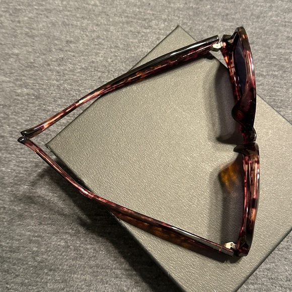 Prive Revaux Unisex The Classic Polarized Sunglasses, Brown/Pink Tortoise - Picture 5 of 10